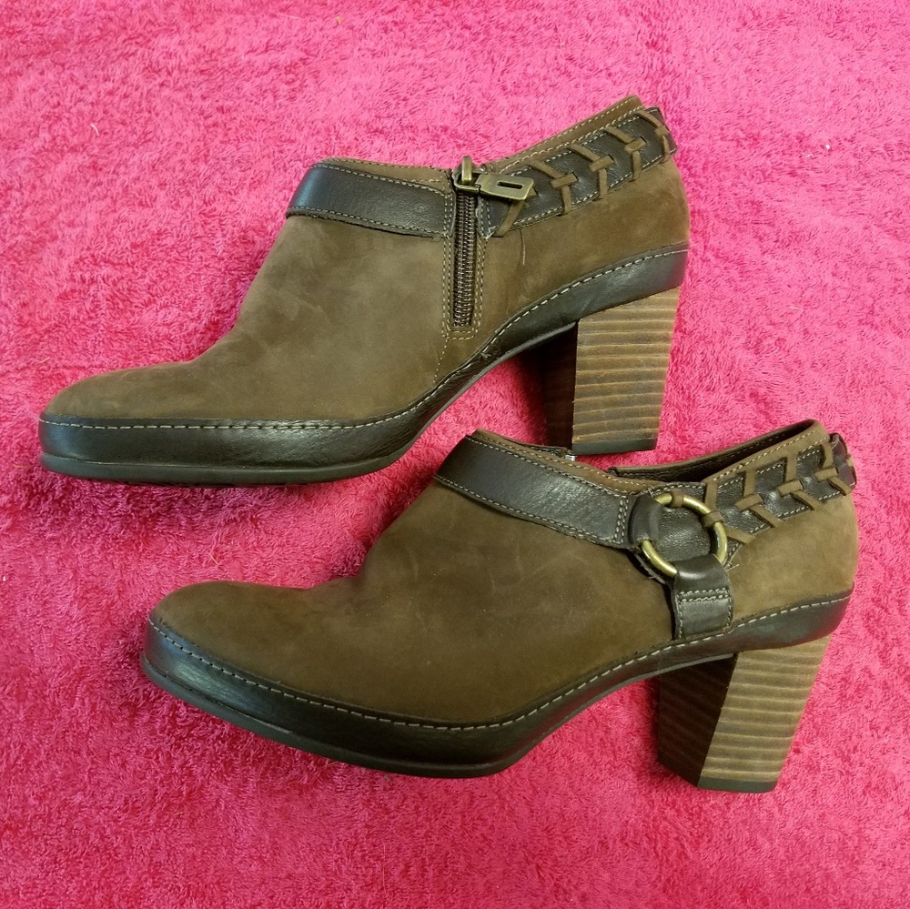 Clark's Artisan Booties